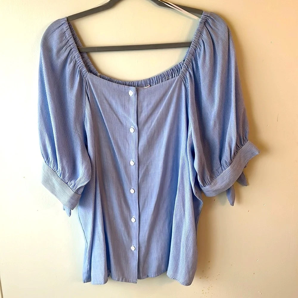 Lauren Conrad Blouse - Picture 1 of 5